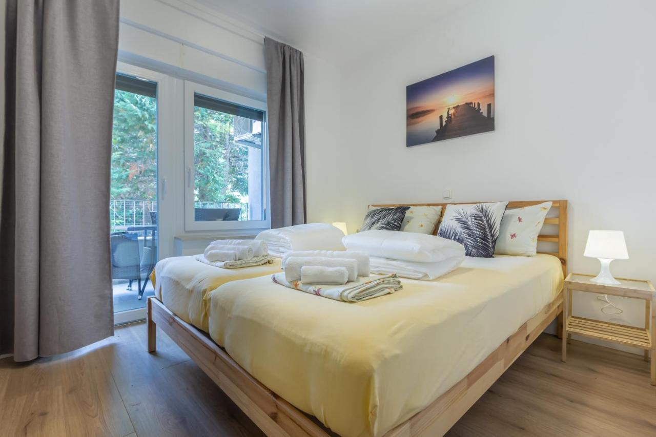 באסקה Apartments Vugrinec With Terrace מראה חיצוני תמונה